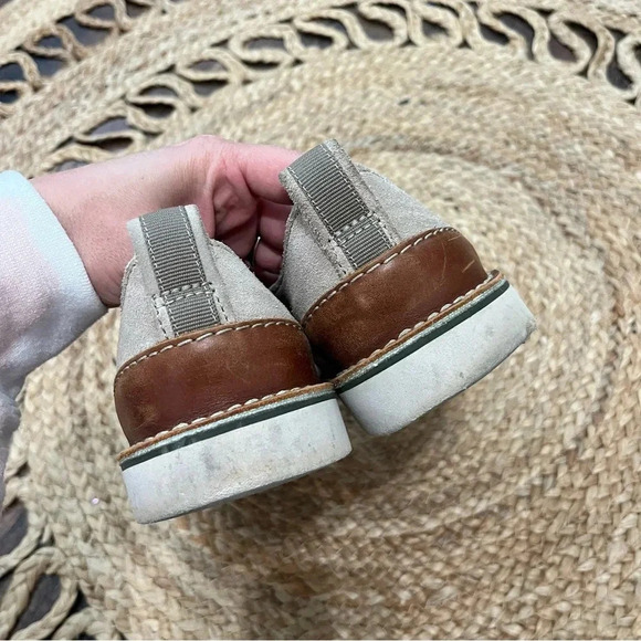 Clarks PA FOOTWEAR Asst Men Sand Suede Shoe - Size US 10 - Picture 4 of 5